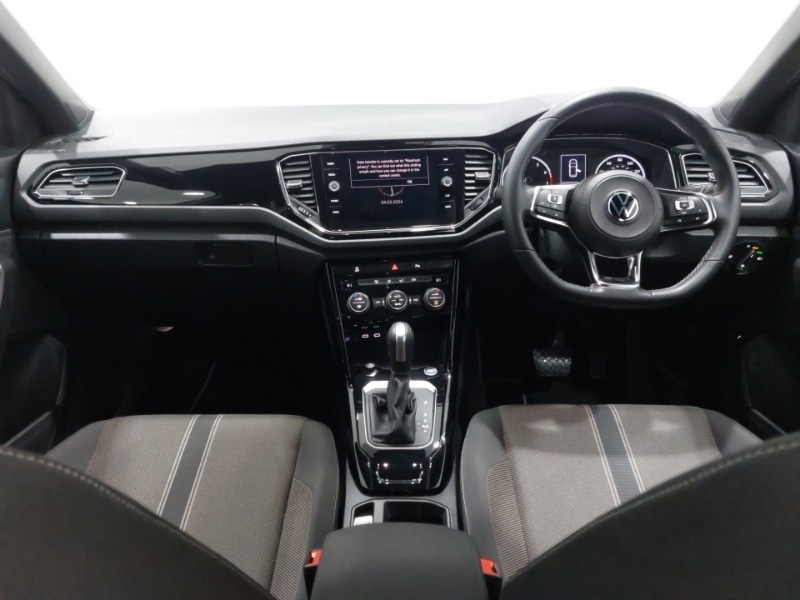 Used Volkswagen T-Roc 2021 for sale - 77817824: Photo 2