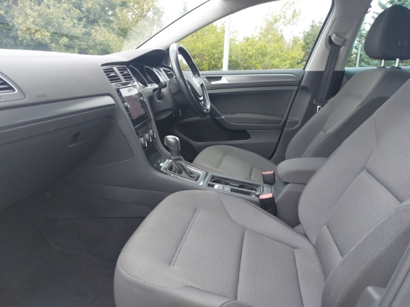 Used Volkswagen Golf 2020 for sale - 77330283: Photo 5