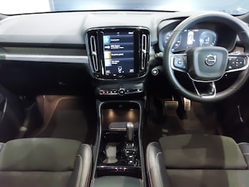 Used Volvo XC40 2022 for sale - 76523888: Photo