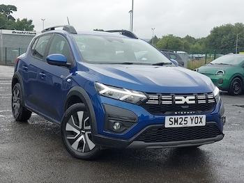 Used Dacia Sandero Stepway 2025 for sale - 79406421: Photo