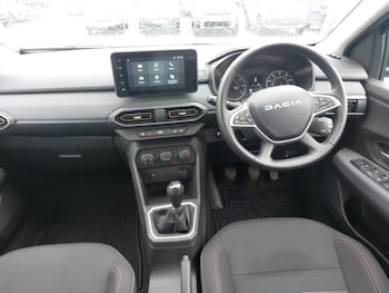 Used Dacia Sandero Stepway 2025 for sale - 79406421: Photo