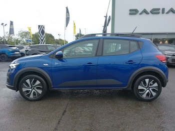 Used Dacia Sandero Stepway 2025 for sale - 79406421: Photo