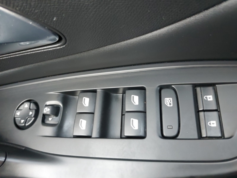 Used Peugeot 308 2023 for sale - 77709296: Photo 12