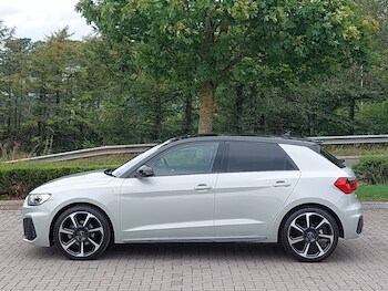 Used Audi A1 2023 for sale - 77657309: Photo