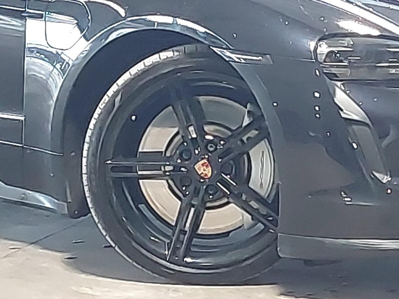 Used Porsche Taycan 2021 for sale - 77923574: Photo 9