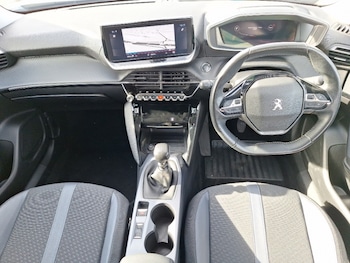 Used Peugeot 2008 2020 for sale - 79031129: Photo