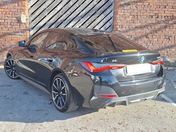 Used BMW i4 2022 for sale - 77756338: Photo