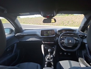 Used Peugeot 2008 2022 for sale - 75587824: Photo