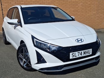 Used Hyundai i20 2024 for sale - 79694167: Photo