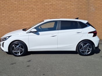 Used Hyundai i20 2024 for sale - 79694167: Photo