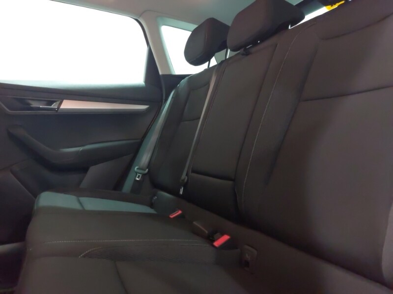Used Skoda Karoq 2022 for sale - 77518878: Photo 6