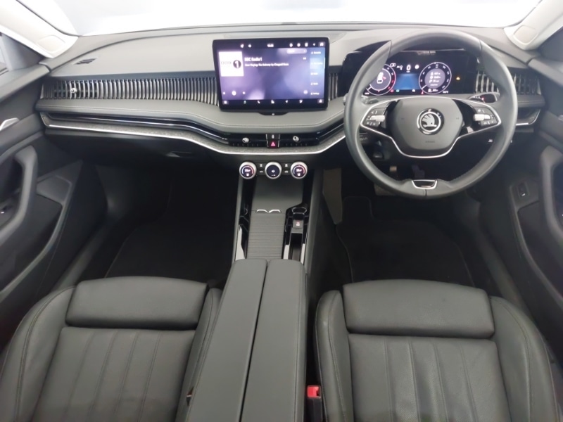 Used Skoda Superb 2024 for sale - 76447560: Photo 2