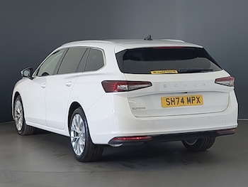 Used Skoda Superb 2024 for sale - 76447560: Photo