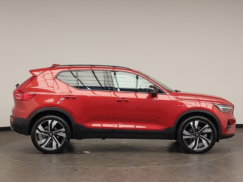 Used Volvo XC40 2024 for sale - 76459619: Photo 2
