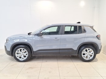 Used Jeep Avenger 2025 for sale - 78989899: Photo