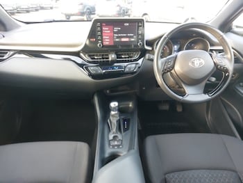 Used Toyota C-HR 2020 for sale - 78990024: Photo
