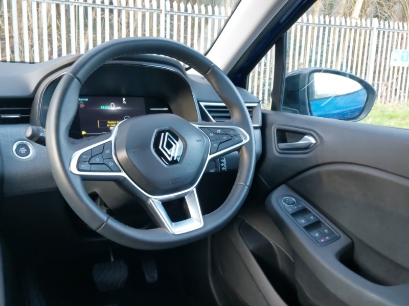 Used Renault Clio 2024 for sale - 77358105: Photo 10
