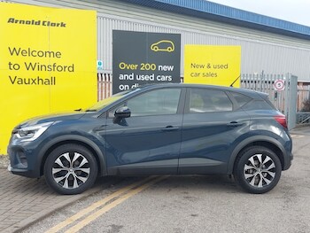 Used Renault Captur 2022 for sale - 77503880: Photo