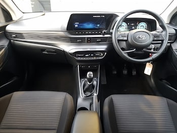 Used Hyundai i20 2022 for sale - 77573604: Photo