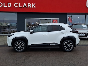 Used Toyota Yaris Cross 2021 for sale - 77046640: Photo