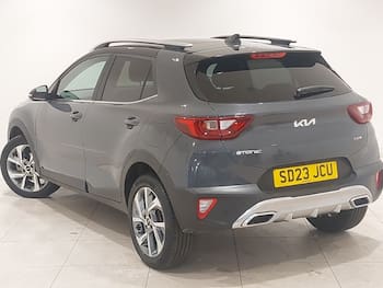 Used Kia Stonic 2023 for sale - 79678328: Photo