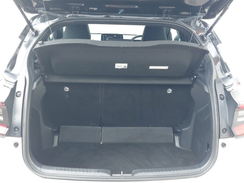 Used Toyota Yaris 2022 for sale - 77434004: Photo 8