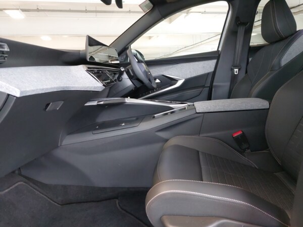 Used Peugeot 5008 2024 for sale - 76233231: Photo 5