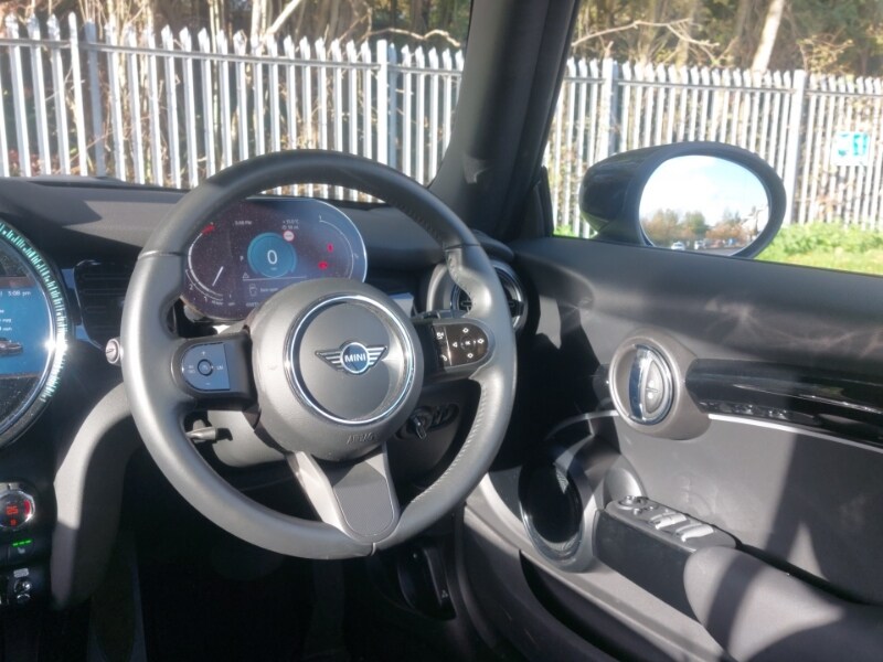 Used MINI Cooper 2024 for sale - 77197030: Photo 10