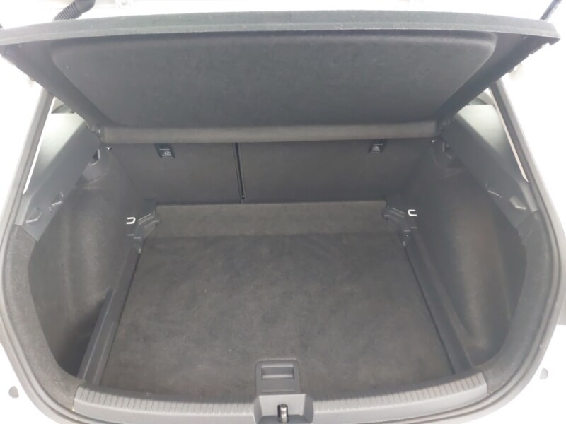 Used Volkswagen Taigo 2023 for sale - 77998977: Photo 8