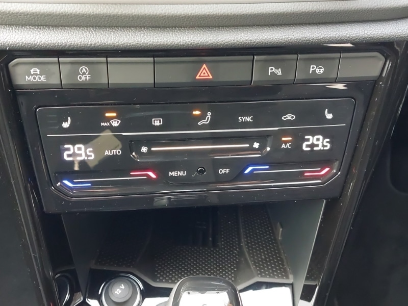 Used Volkswagen T-Roc 2025 for sale - 77115379: Photo 11