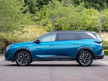 Used Peugeot 5008 2025 for sale - 77219357: Photo