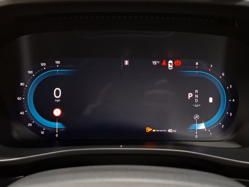 Used Volvo XC40 2025 for sale - 76885615: Photo 10