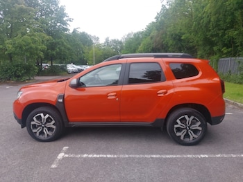 Used Dacia Duster 2023 for sale - 78647778: Photo