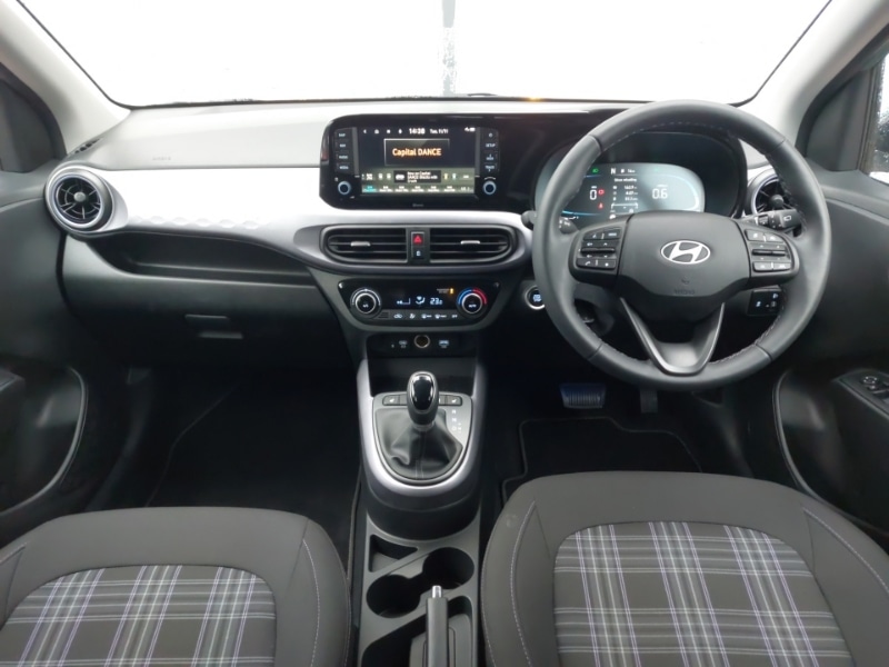 Used Hyundai i10 2024 for sale - 76651989: Photo 2