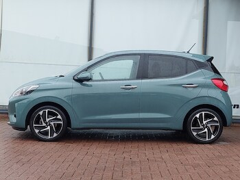 Used Hyundai i10 2024 for sale - 76651989: Photo