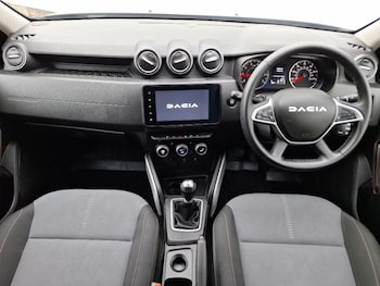 Used Dacia Duster 2024 for sale - 77786857: Photo