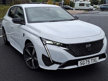 2025 - 1.2 Hybrid 145 GT 5dr e-DSC6