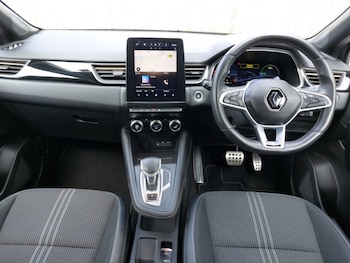 Used Renault Captur 2023 for sale - 78698177: Photo