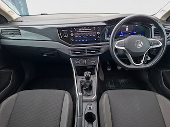 Used Volkswagen Polo 2024 for sale - 78972658: Photo