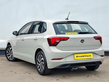 Used Volkswagen Polo 2024 for sale - 78972658: Photo