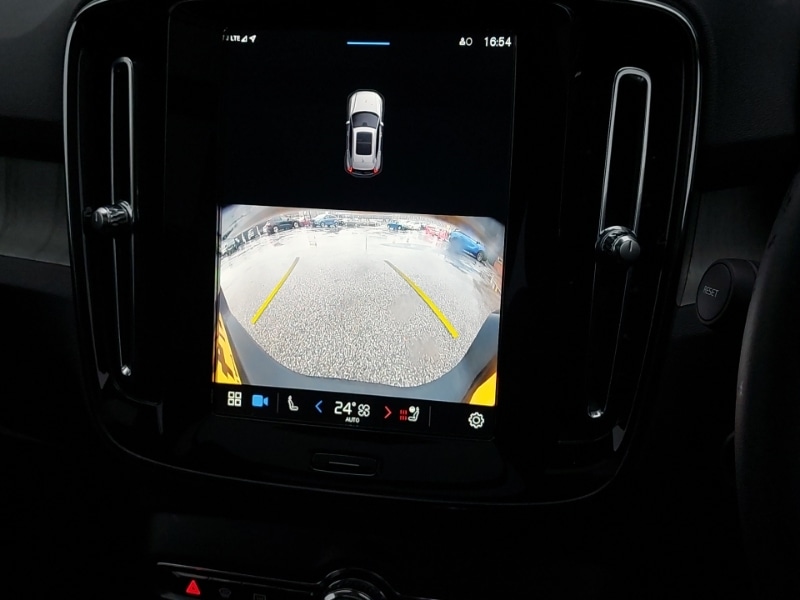 Used Volvo XC40 2024 for sale - 77004029: Photo 11