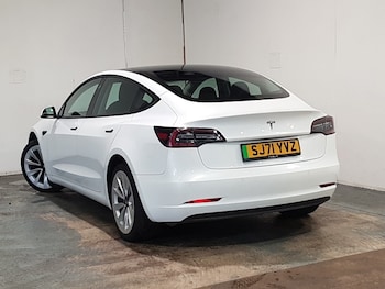 Used Tesla Model 3 2021 for sale - 75925966: Photo