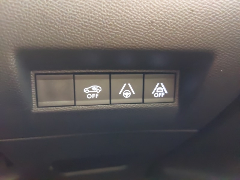 Used Peugeot 2008 2021 for sale - 76630834: Photo 12