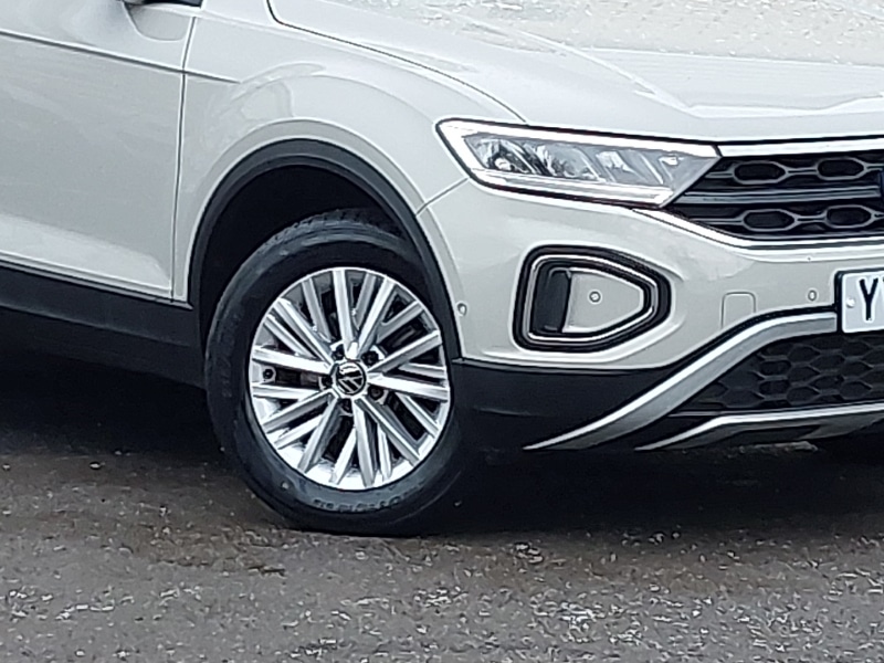 Used Volkswagen T-Roc 2023 for sale - 77434502: Photo 9