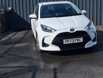 Used Toyota Yaris 2023 for sale - 79031074: Photo