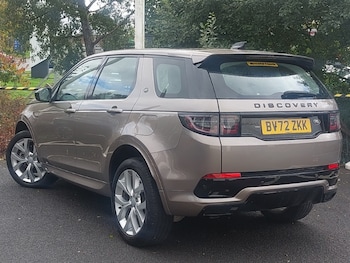 Used Land Rover Discovery Sport 2022 for sale - 76737597: Photo