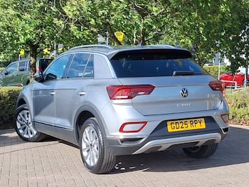 Used Volkswagen T-Roc 2025 for sale - 79776573: Photo