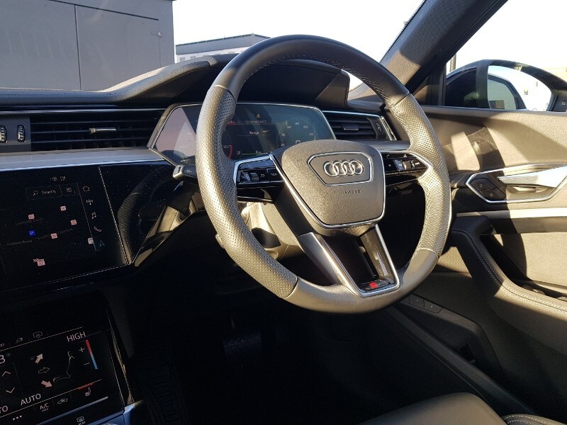 Used Audi e-tron 2022 for sale - 77209910: Photo 10