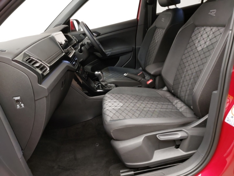 Used Volkswagen T-Cross 2024 for sale - 76506370: Photo 5