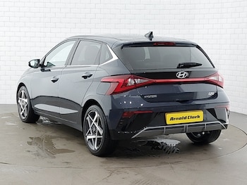 Used Hyundai i20 2024 for sale - 77399146: Photo